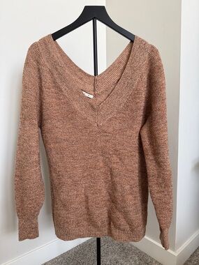 Maurices V-Neck Sweater in Warm Brown